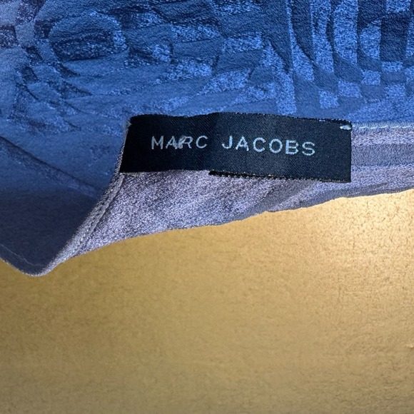 Marc Jacob's 100% Silk Scarf Purple Two Tone Geometric Pointed Ends - Picture 13 of 16